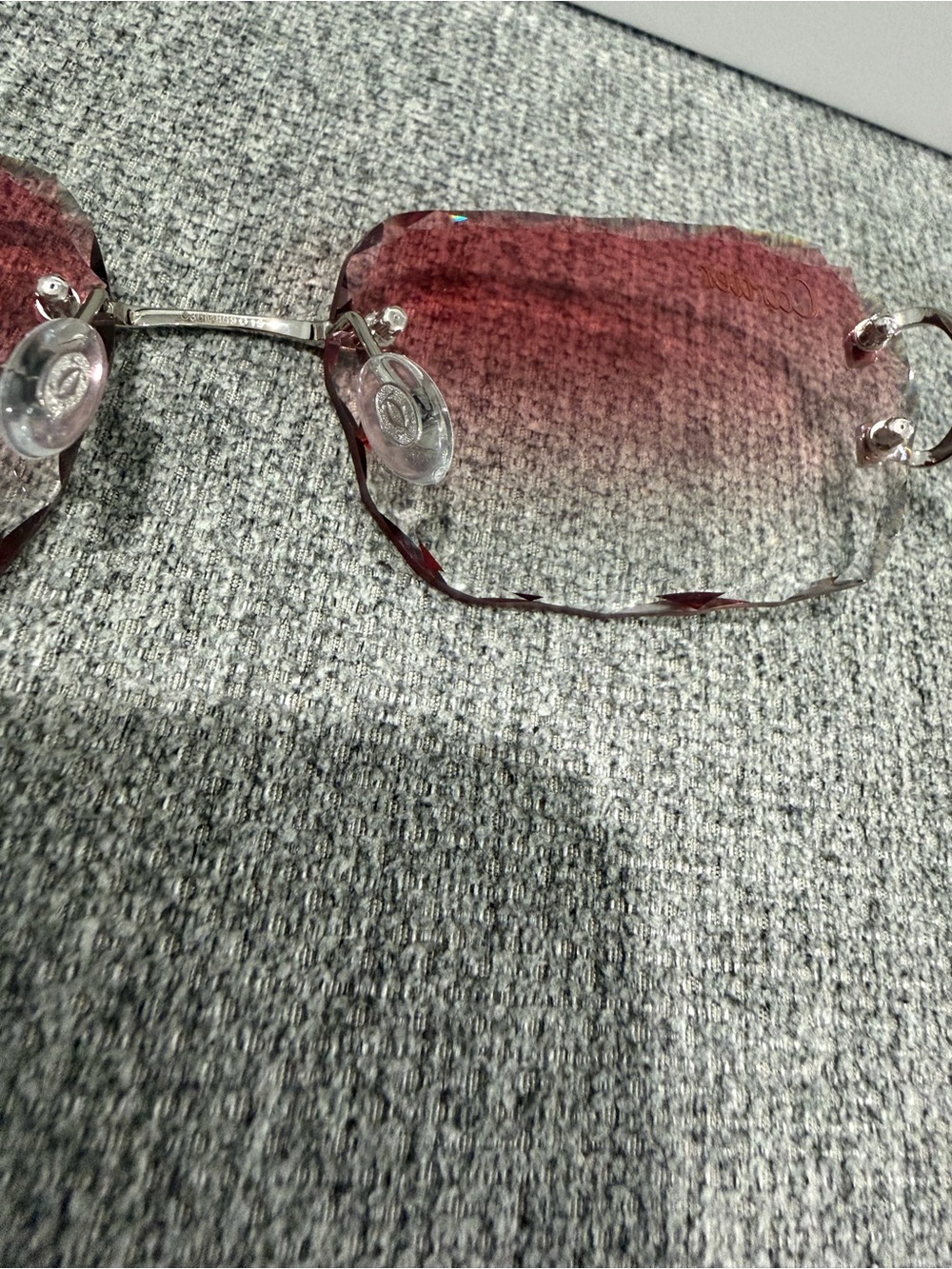 Cartier Rimless Sunglasses with Red Gradient Lenses and Black Case - Picture 5 of 5
